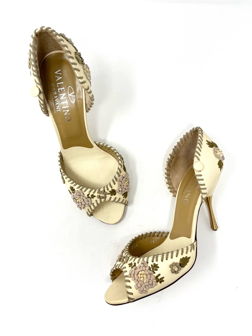 Vintage Valentino Garavani Floral Embroidered Sandals Heels Cream Leather 36.5